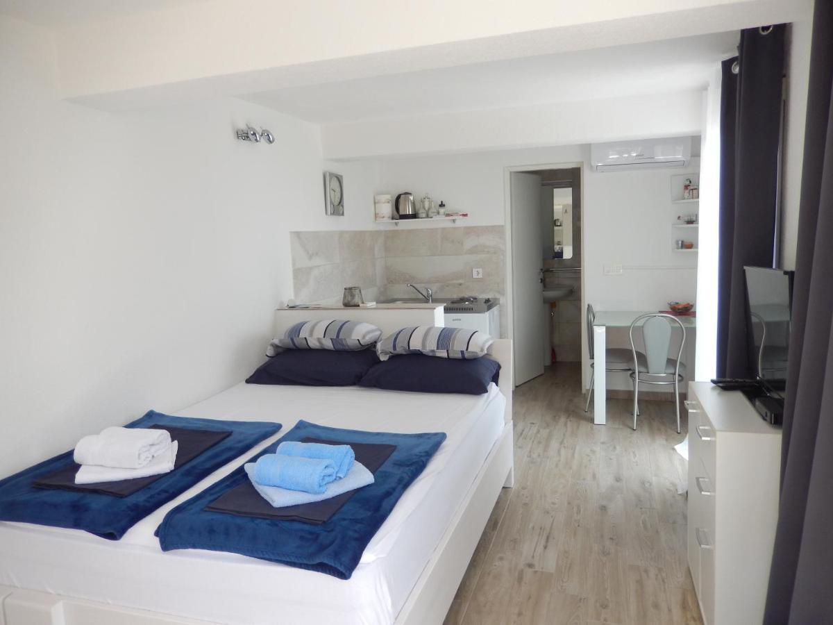 Apartments And Rooms With Parking Space Sobra, Mljet - 18465 Babino Polje Eksteriør billede